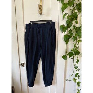 Athletic work men’s size large dark blue pants